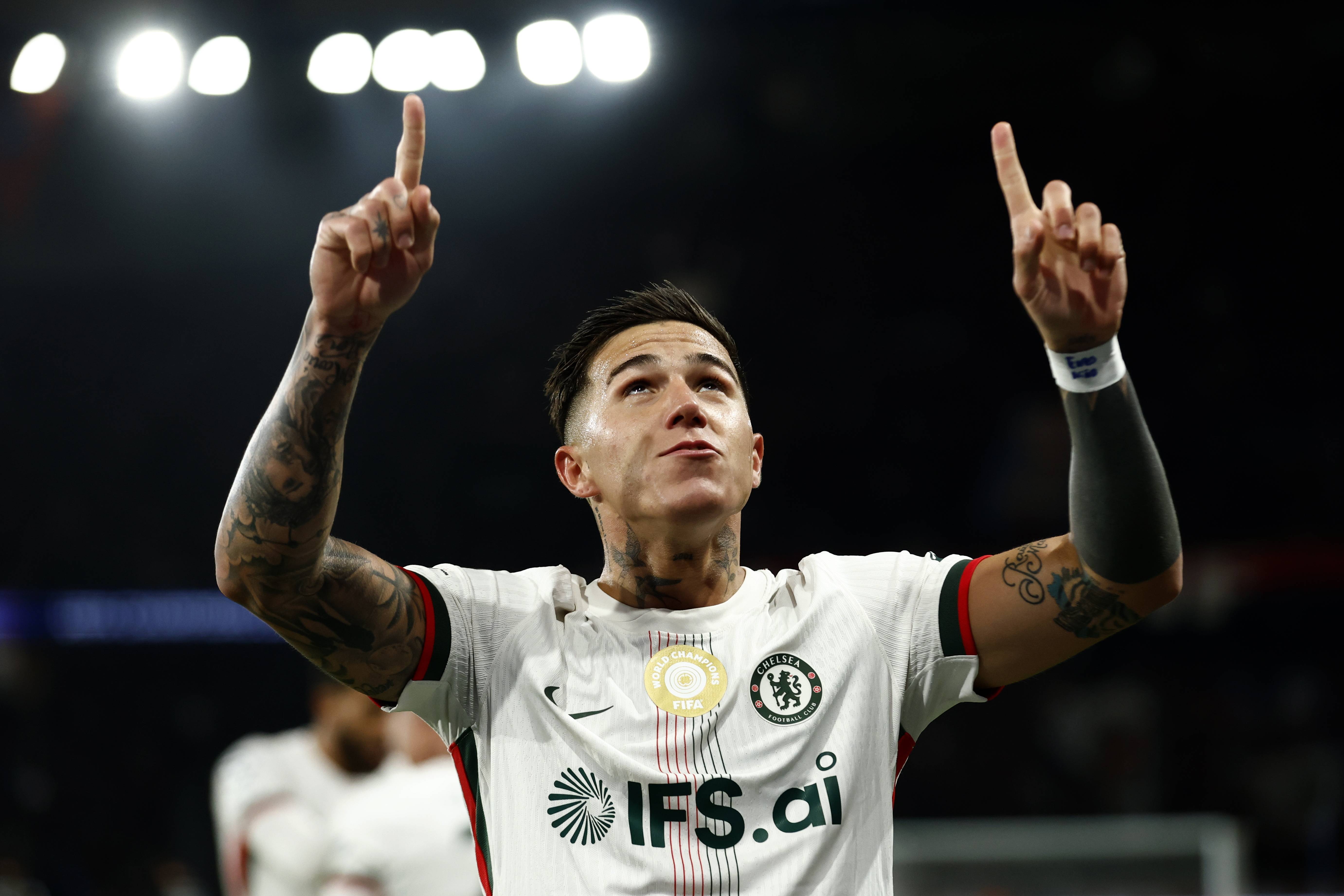 切尔西围绕欧联主帅复盘今夜巴黎圣日耳曼强势反弹，媒体一致点评：金州勇士集结日临场应变的简单介绍