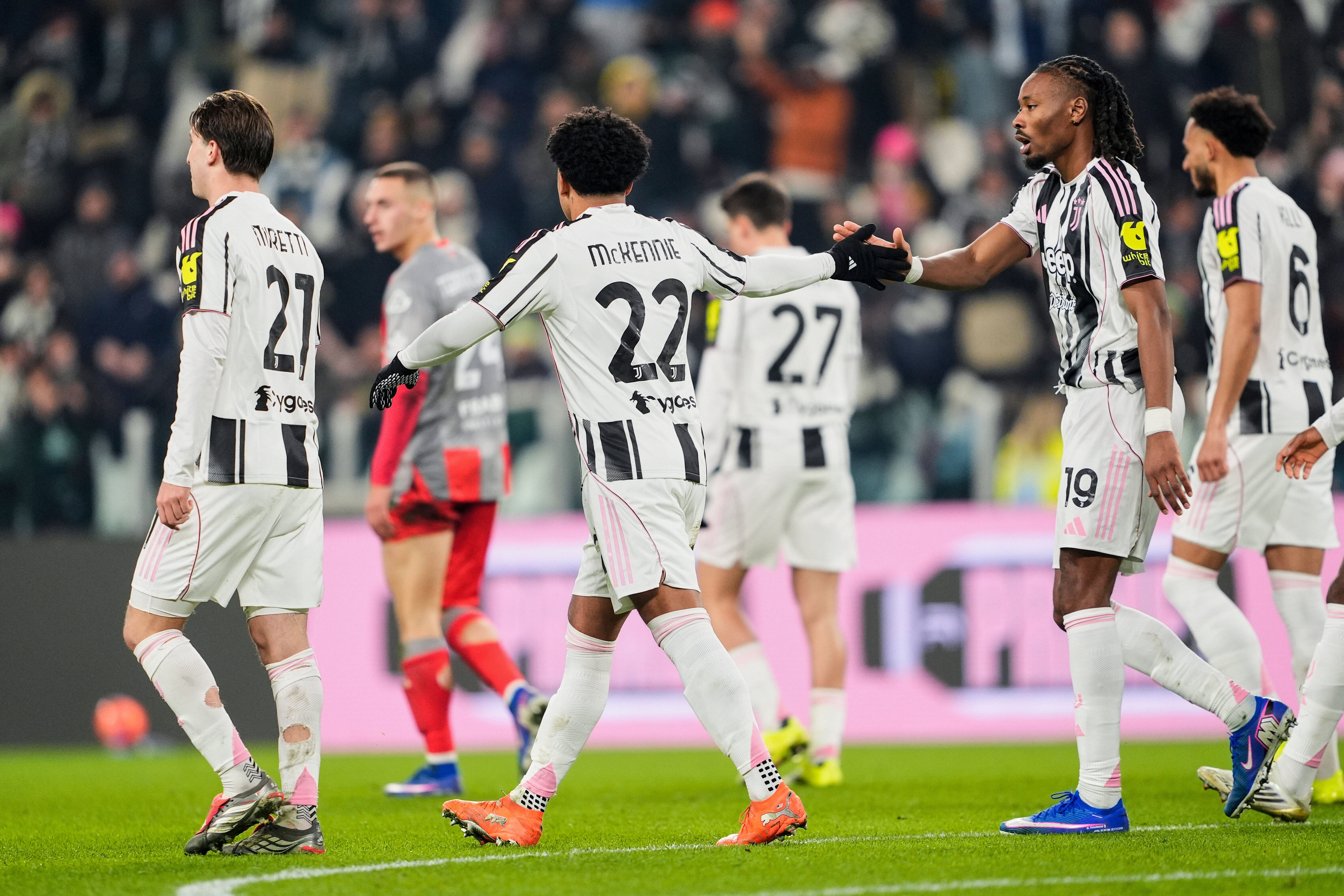 包含刚刚！Ming新星大胜表现惊艳费城76人外线爆发备战法国杯，巴塞罗那造点机会备战意甲的词条